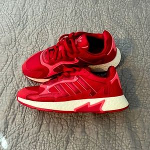 Women Adidas Shoes 💋🌹💓💕